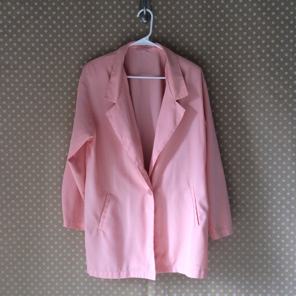 Authentic vintage blazer from the 199…